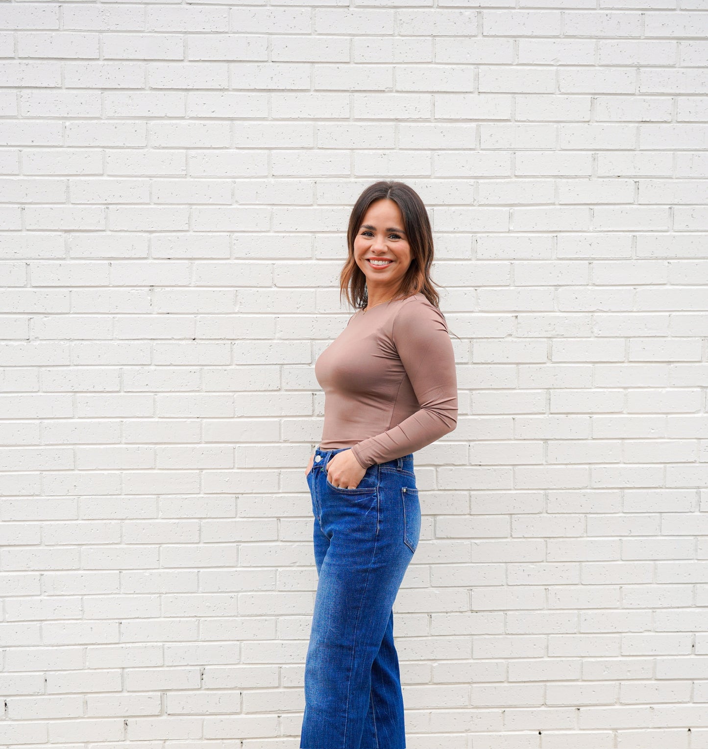 Fitted Round Neck Long Sleeve Fitted Top